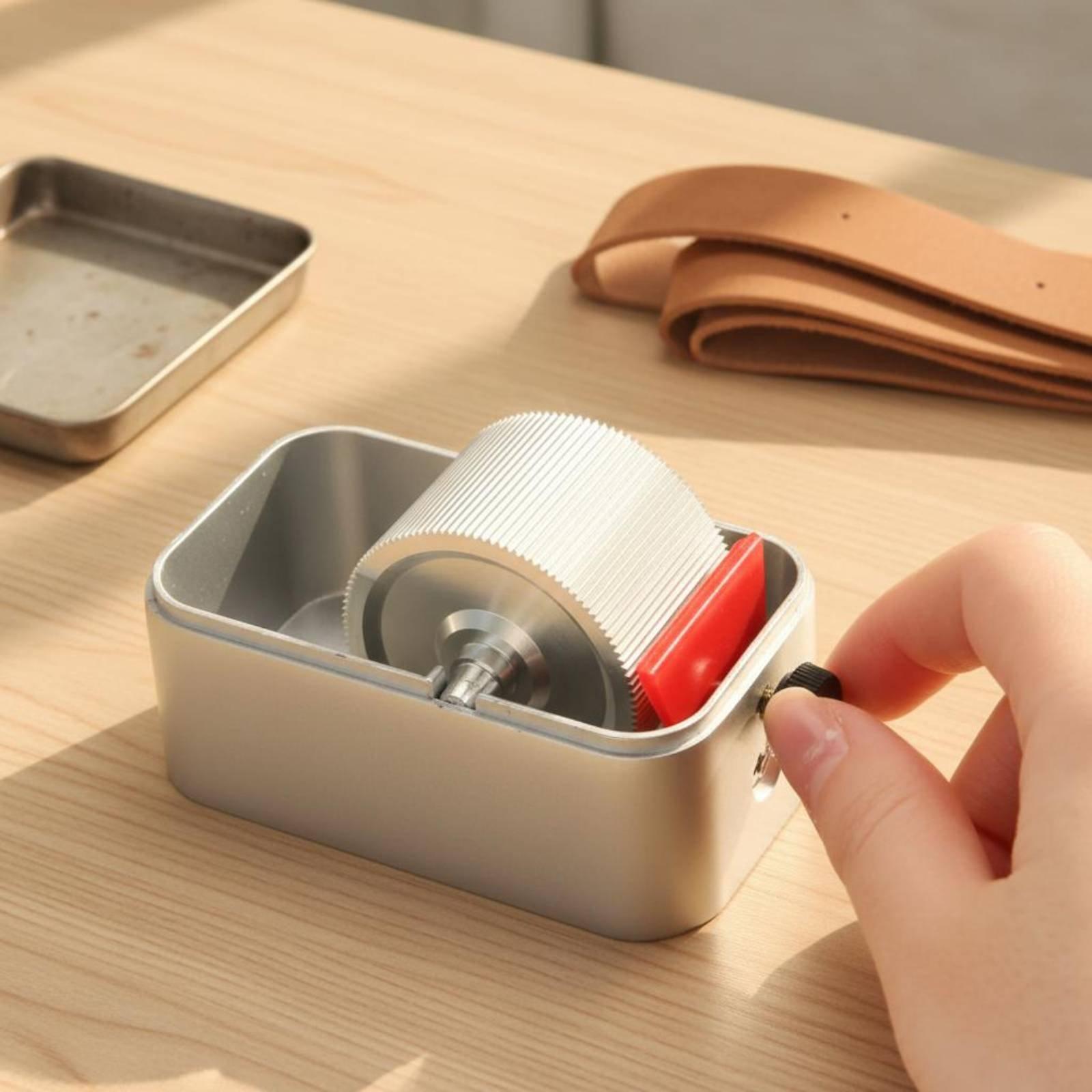 Leather Edge Oiler Box Easy to - Leatherwork For Beginners review and price